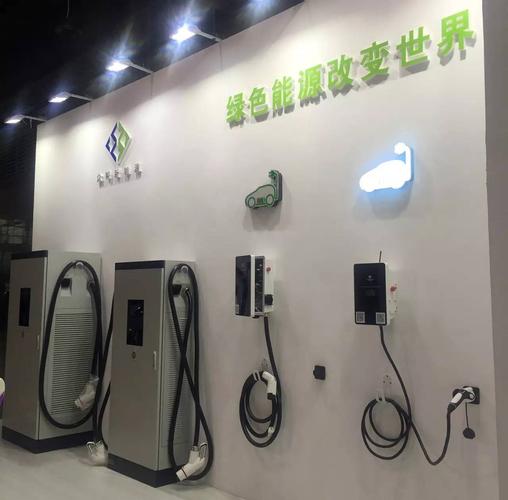 产业发展拥有实力雄厚的产品研发中心与专业的运营管理团队